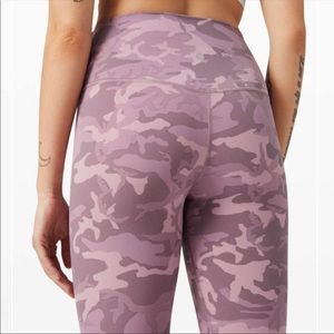 Lululemon camo pink align crop